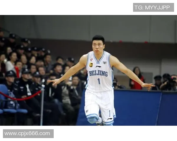 李根的篮球之路：从青涩少年到职业球员的成长历程与心路历程