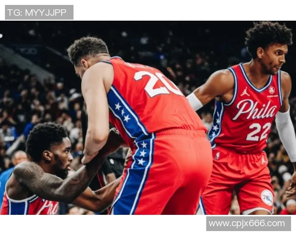 热火与76人激战正酣球迷期待精彩对决与绝妙表现