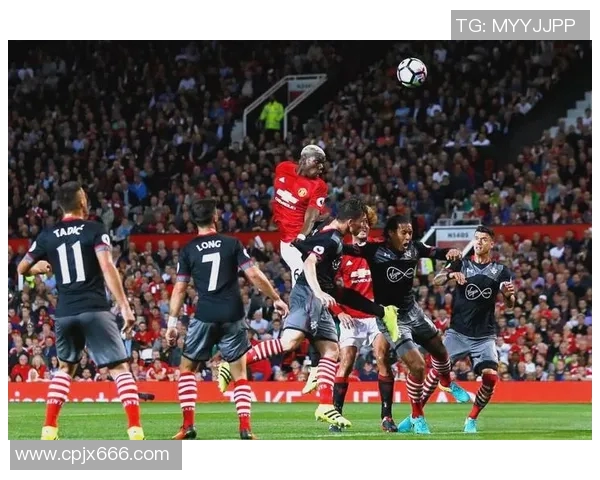 曼联主场迎战伯恩利补赛全景分析与精彩瞬间回顾