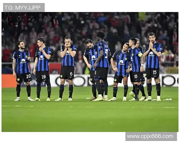 耶奥维尔与哈特的精彩对决揭示了足球战术与团队合作的重要性 耶奥维尔与哈特的精彩对决揭示了足球战术与团队合作的重要性