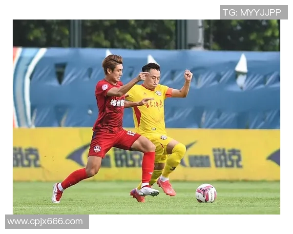 青岛电子竞技足球比赛直播盛况空前球迷热情高涨尽享精彩赛事